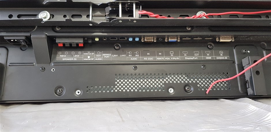 0.20 TCW yellow round various diamonds