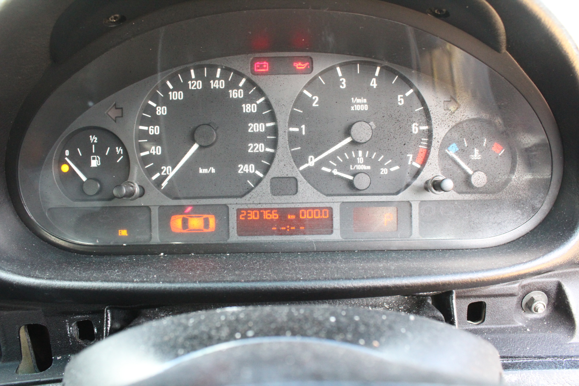 One Kilo of Australia KGV/King George VI/Queen Elizabeth Mix Date