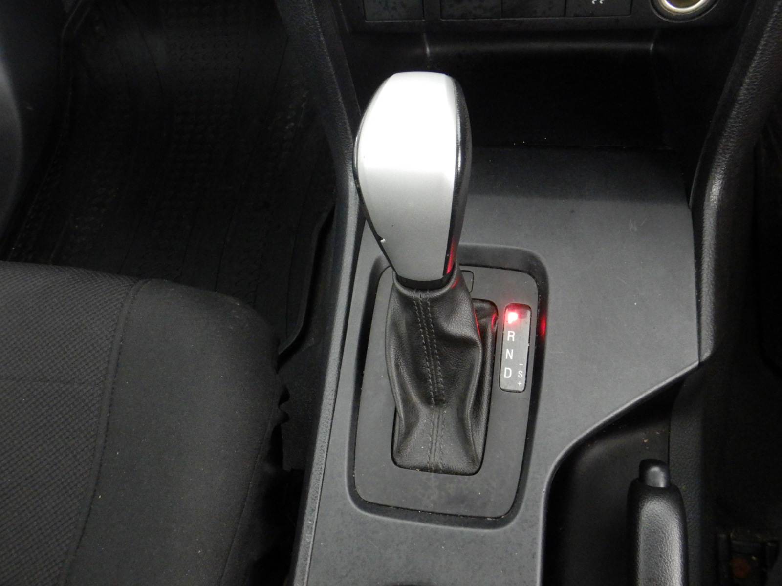 0.69 carat blue/red/yellow/white diamond bulk