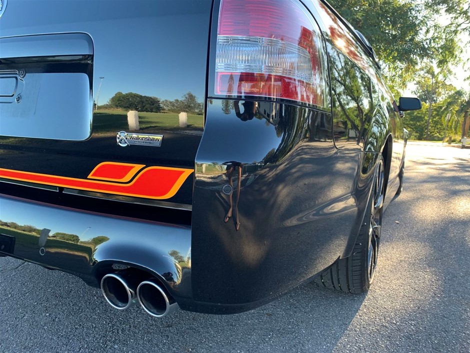 Vial full of Gold Leaf/Flake x 3