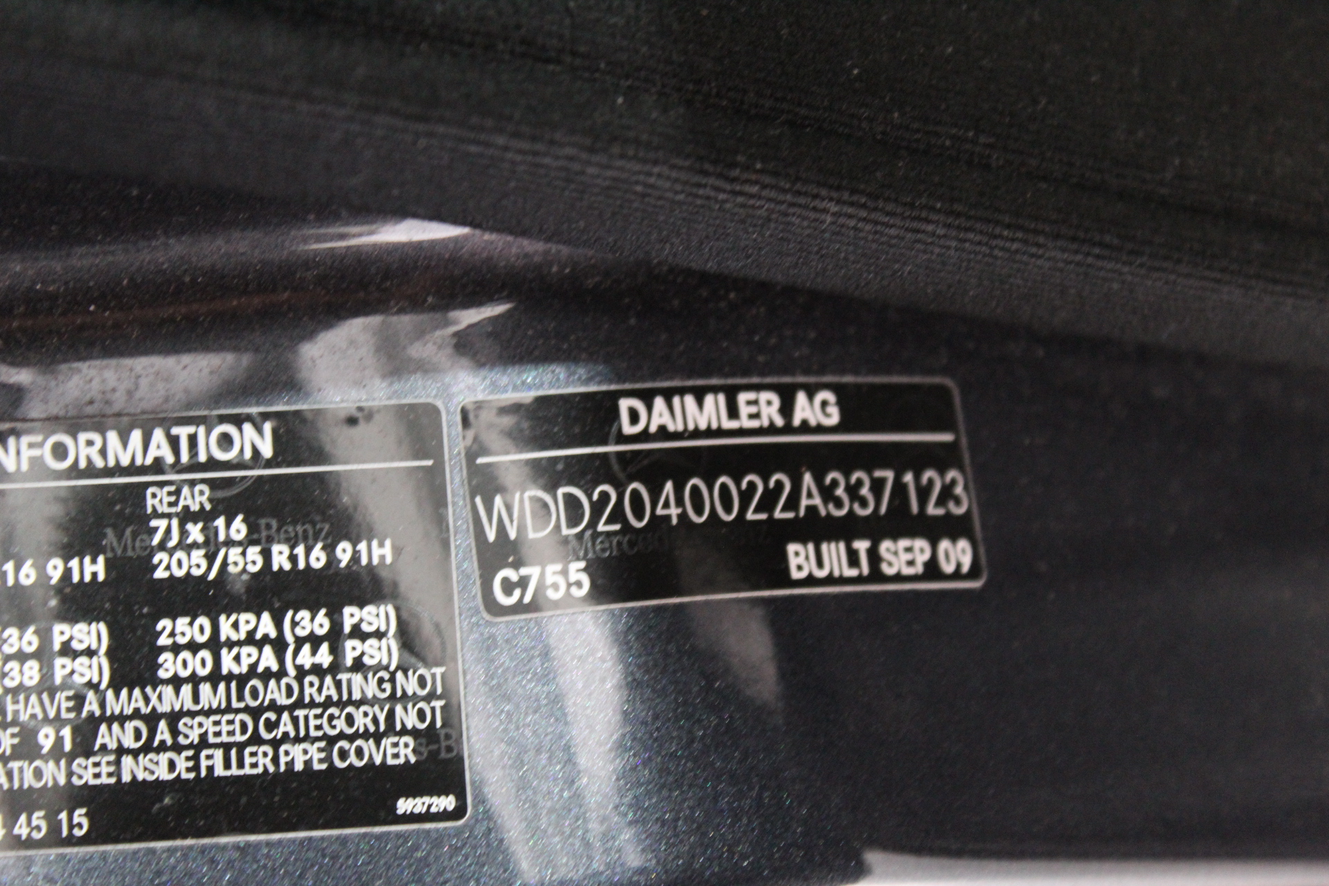 8mm Dyed & Heated Turquoise Gemstones Beaded Bracelet.