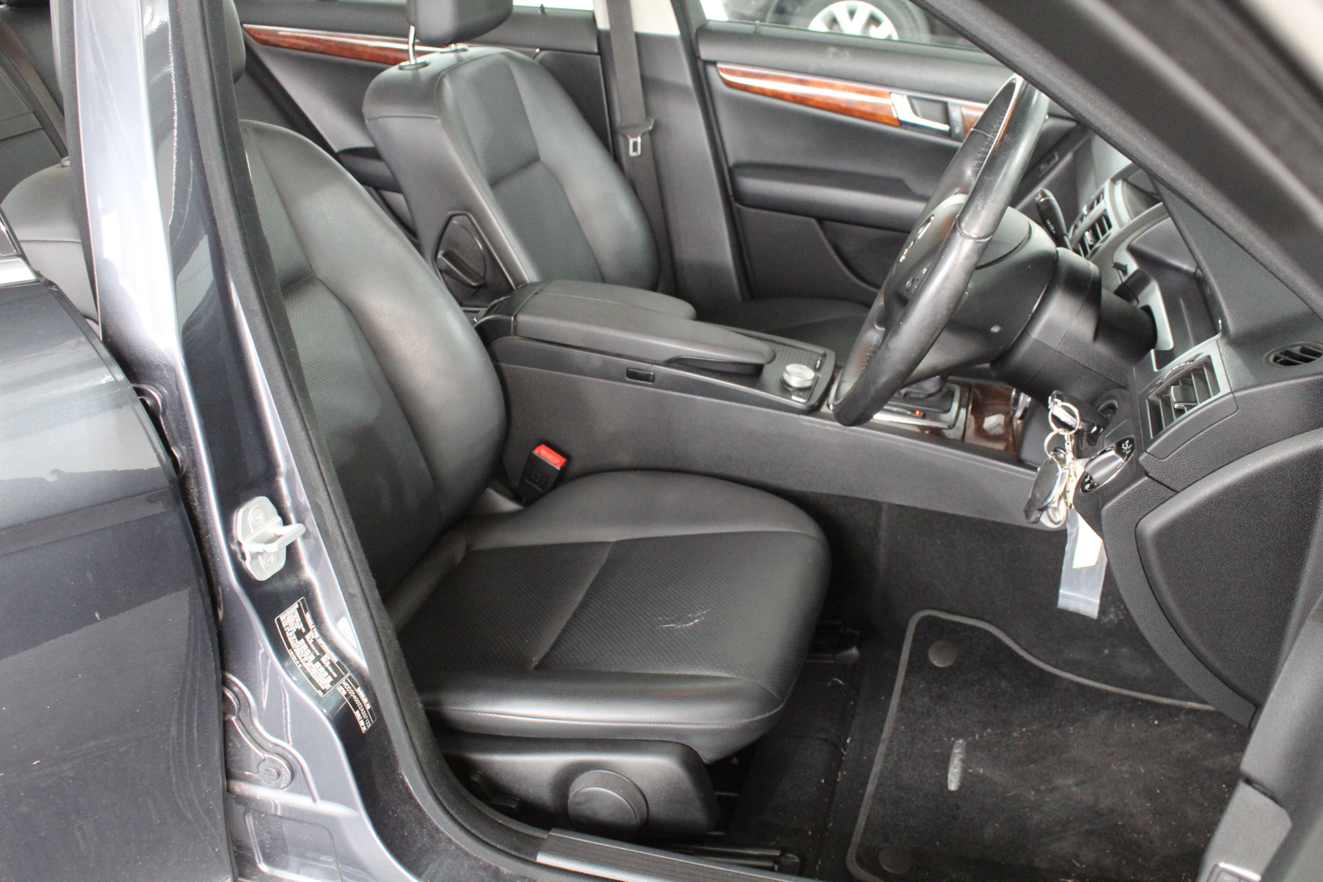 8mm Blue with White Specks Lapis Lazuli Beaded Stretchy Bracelet