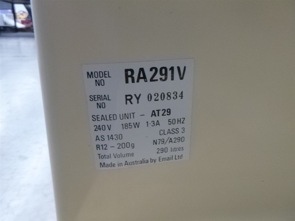 6mm Malaysia 'Jade' Quartz Gemstones Beaded Bracelet.