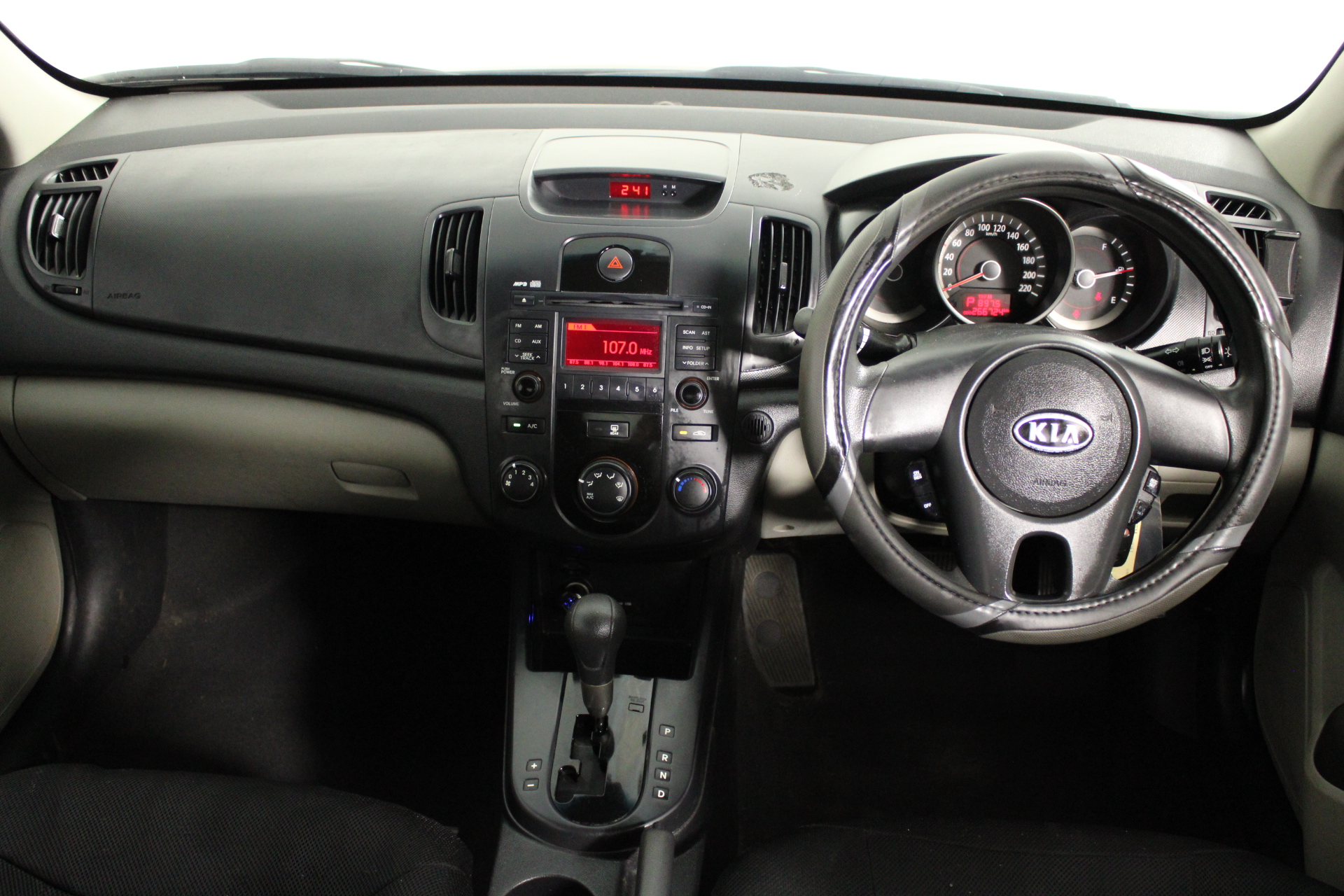 Simulated Diamond Zodiac Necklace - CANCER (Yellow)