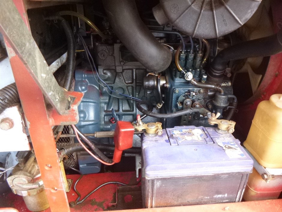 Vehicle Mount Directional Arrow Board System B Size (Unused)