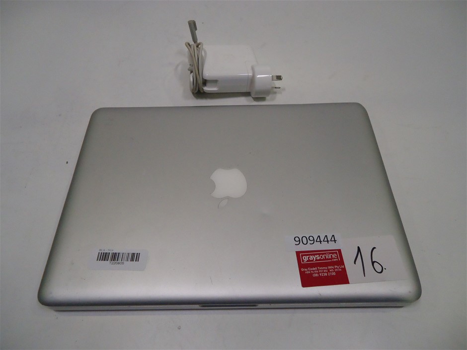 9K Yellow Gold EMERALD RING