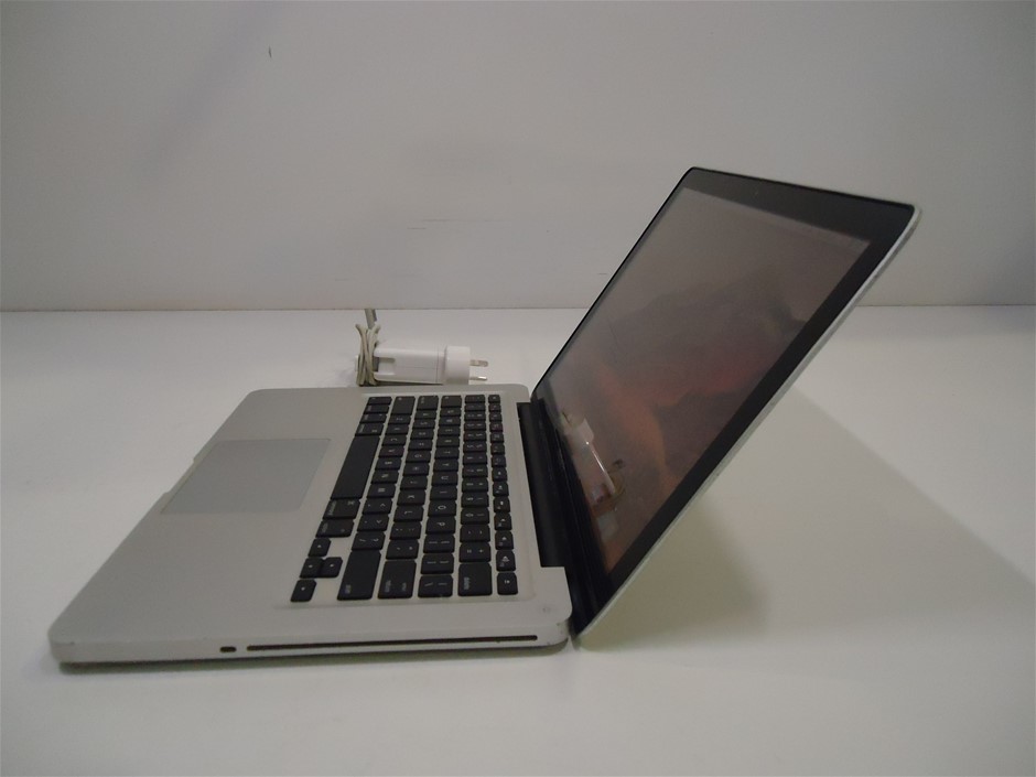 9K Yellow Gold RUBY RING