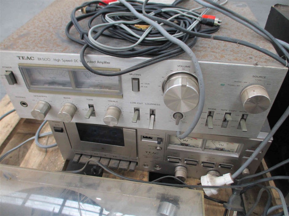 Men's (1 earring) 4mm Stud Earring Featuring a Crystal by Swarovski®