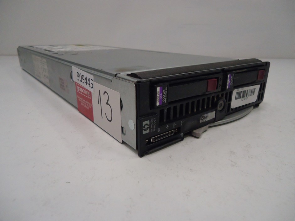 Stunning Rhodium Plated Champagne Crown Heart Ring - US Size 7