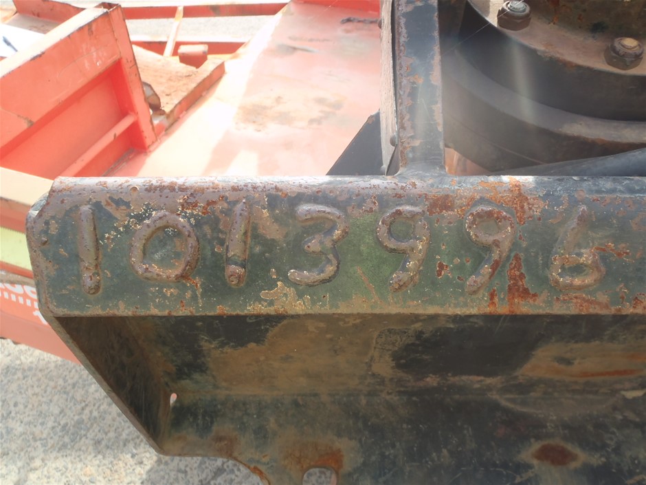 Quantity of 200 1800mm Star Pickets (Unused)