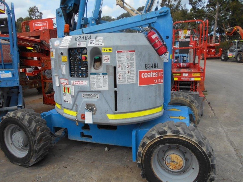 JVC GR-AX7 Compact Videomovie Camcorder Bundle