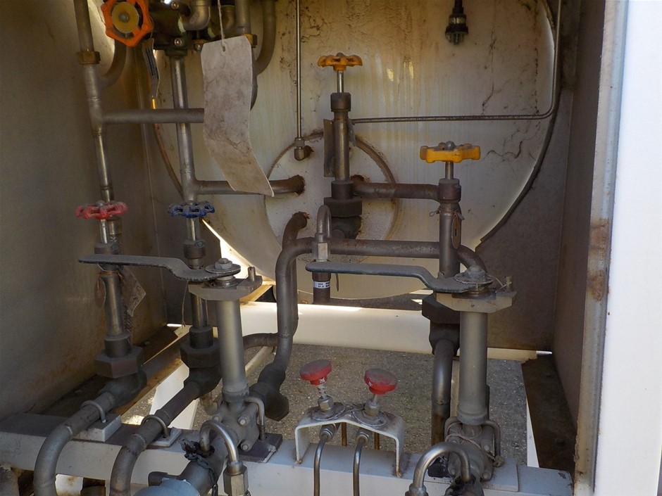 Bluetooth headsets - approx 8 pieces