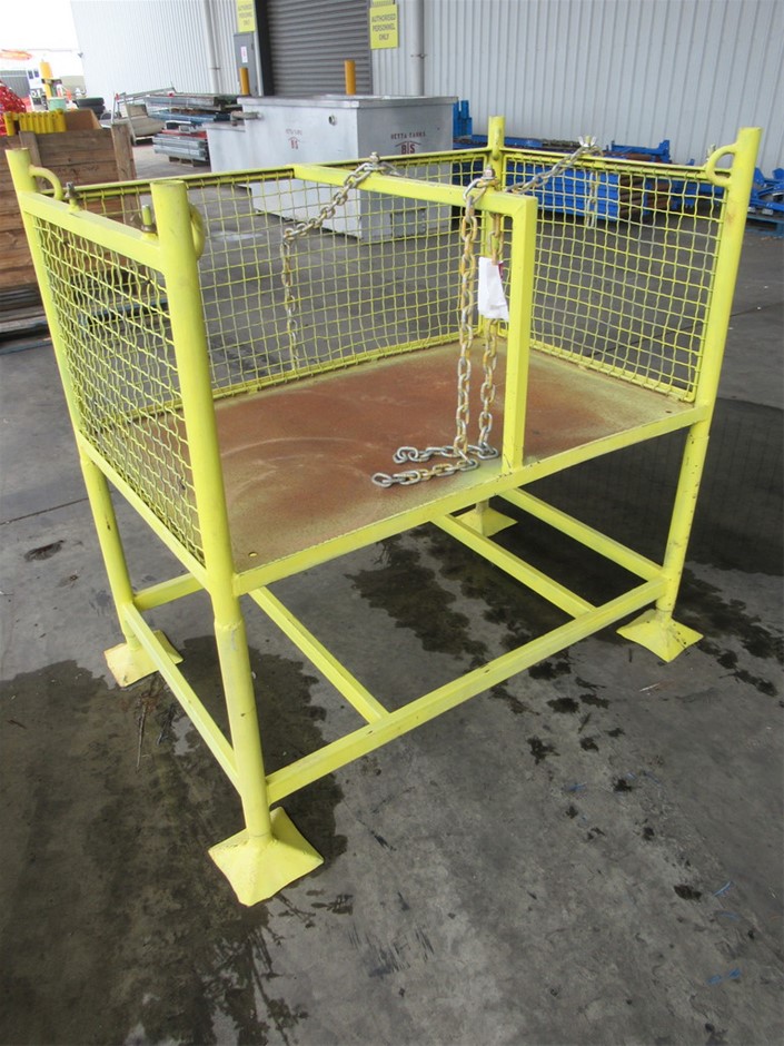 18K Gold-Filled Cuban Bracelet with Simulated Diamond Clasp - 20.3cm