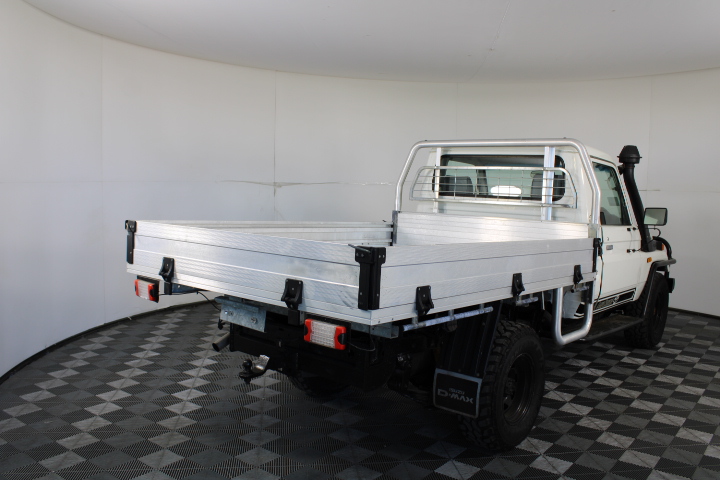 TOMMEE TIPPEE Twist and Click Advanced Nappy Bin, Eco-Friendlier System, In