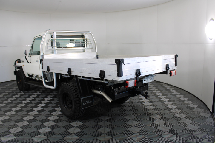 McFarlane Toys - DC Multiverse Superman (Justice League Task Force) 7in Bui