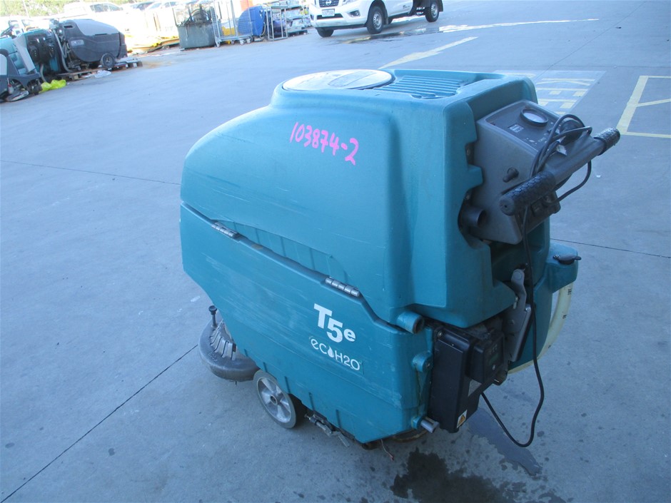 AMAZON BASICS UV Resistant Deep Seat Patio Seat and Back Cushion Set, Blue.