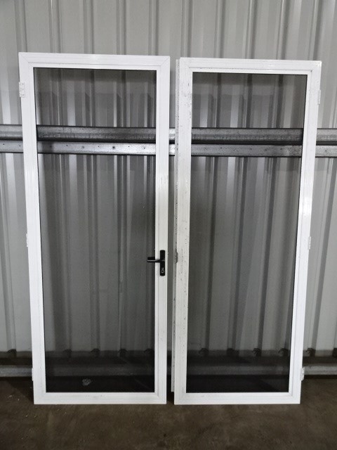 2010 Nissan Navara RX 4X2 DOUBLE CAB D40 Turbo Diesel Manual Dual Cab