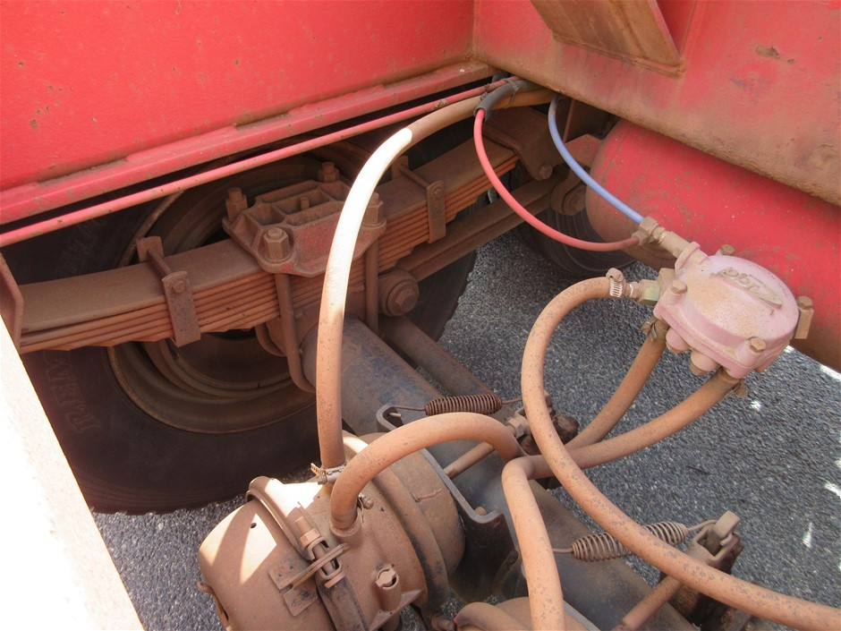 NUK Size 1 TPE Teat, Small Feed Hole, Yellow Collar (QTY 75).