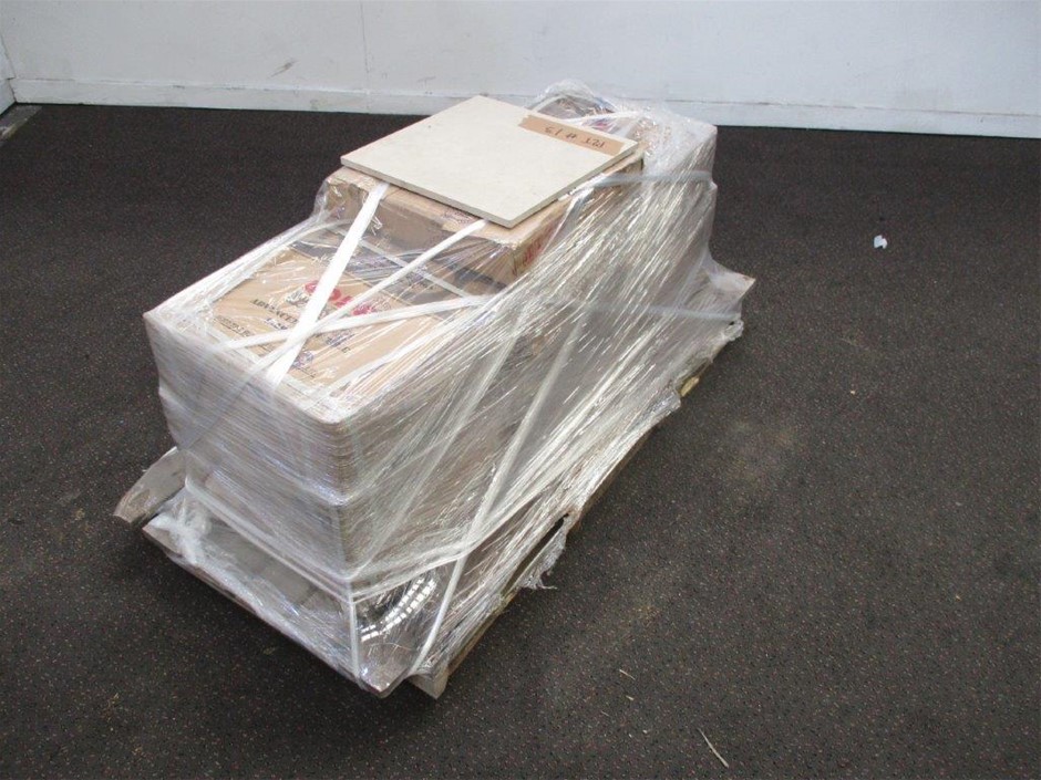 4 Carat round 4 white diamond each CVD Uncertified