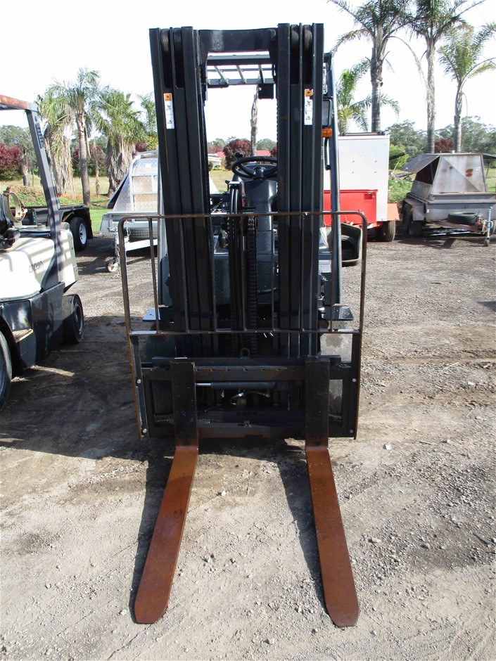 5.00ct TSW Natural Green Diamond Collection - Round Brilliant Cut