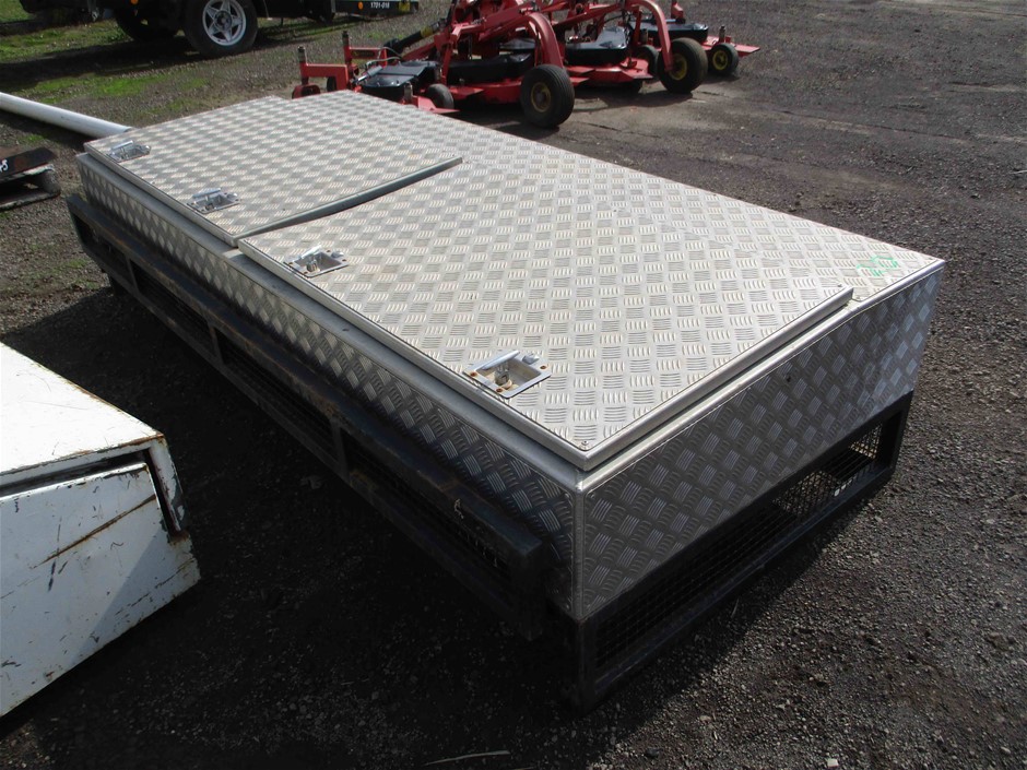 Little Giant Buttery Chardonnay (6x 750mL), Adelaide Hills.