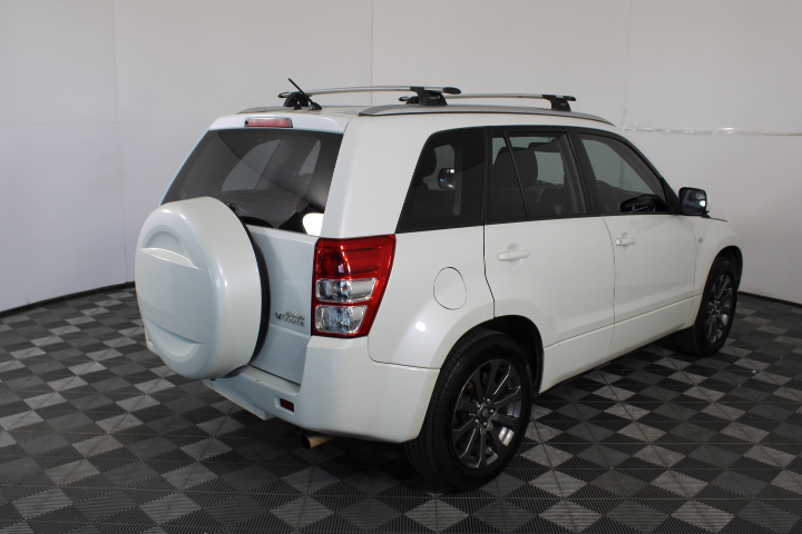 Jules Roy Chardonnay 2023 (6x 750mL), France.