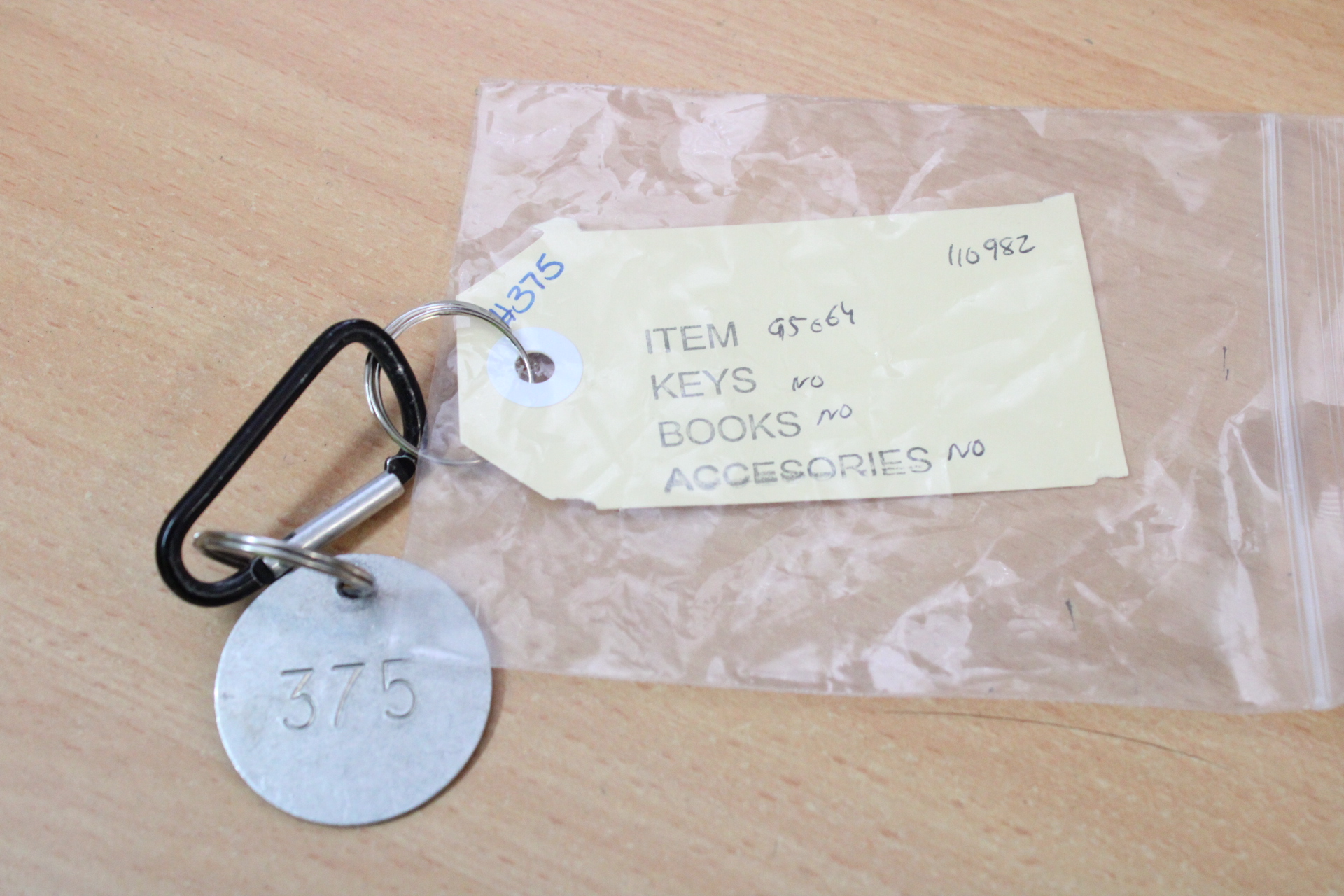 Expandable Container House with 1 Glass Wall & Ensuite (Unused),