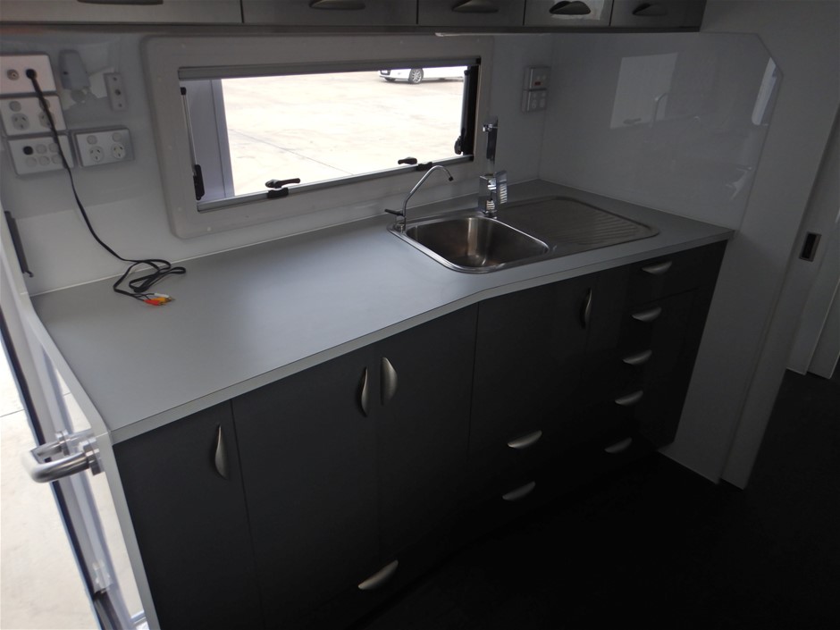 Pioneer Road Reserve Cabernet Sauvignon 2021 (12x 750mL) Barossa