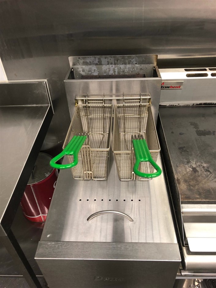 Robertson Nat Sweet White NV (6x 750mL) South Africa