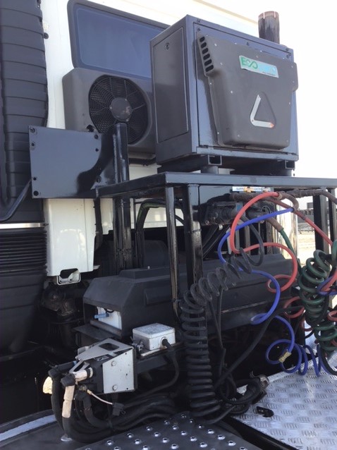 REDCON1 Total War Pre-Workout, 30 Servings, 441g, Strawberry Mango. EXP: 29