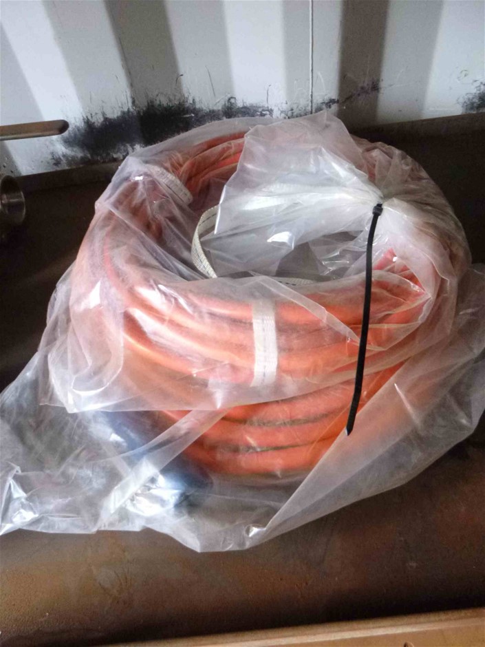 MAINONE Chrome Plated Multi-purpose Dish Drainer c/w Plate Rack, Utensil Ho