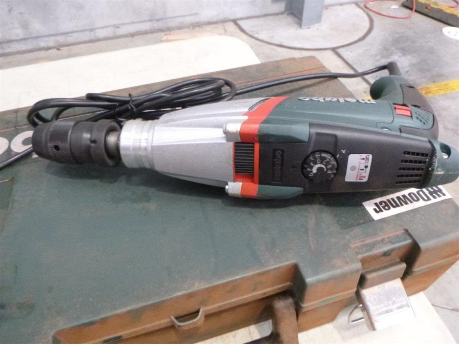 INTEX Deluxe Wall Mount Surface Skimmer.