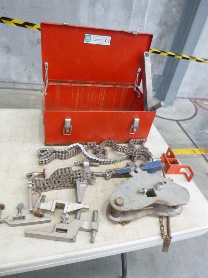 BOSE QuietComfort® SC Headphones Black NB: Minor Use, Not In Original Box.