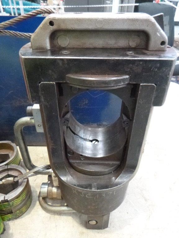 CORSAIR iCUE AF140 RGB Elite 140mm PWM Dual Fan Kit - Eight RGB LEDs Per Fa