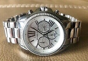 <p>2013 Hino FD7J 4 x 2 Pantech Truck</p>