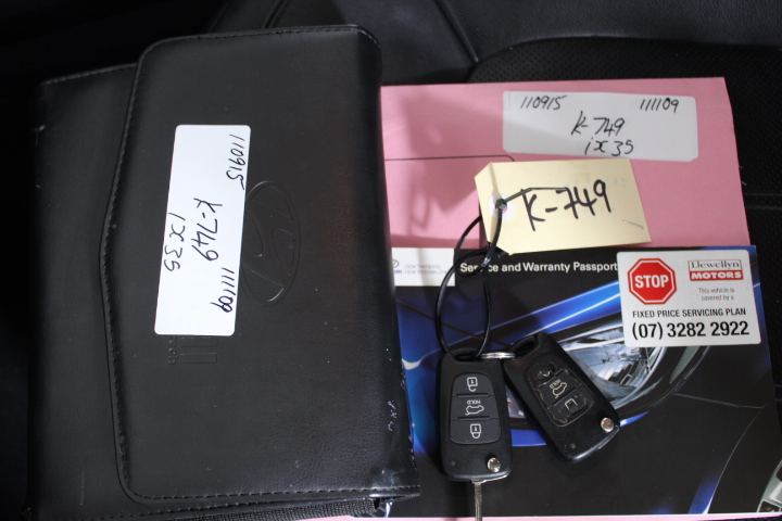 Commissioners Block Merlot 2022 (12x 750mL) SEA