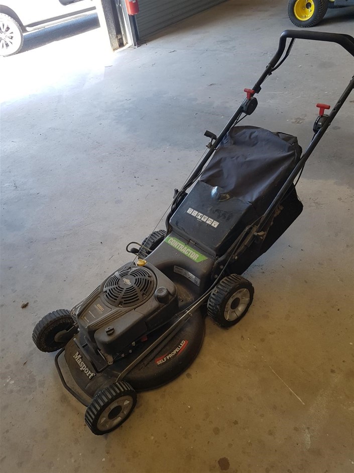 Jules Roy Chardonnay 2023 (6x 750mL), France.