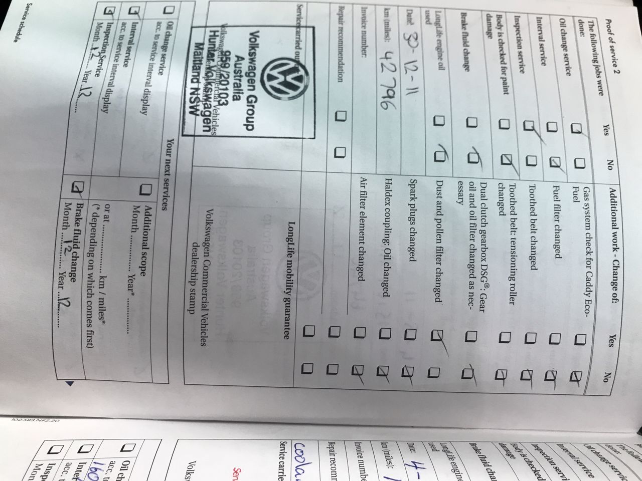 De Bortoli `Sacred Hill` Sparkling Brut NV (6x 750mL), Riverina, NSW.