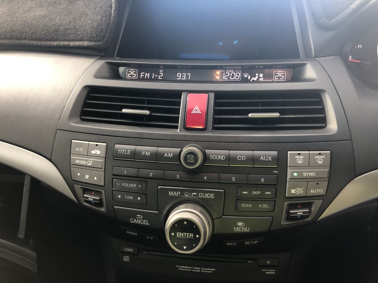 Roberts Estate Chardonnay 2024 (12x 750mL) SEA