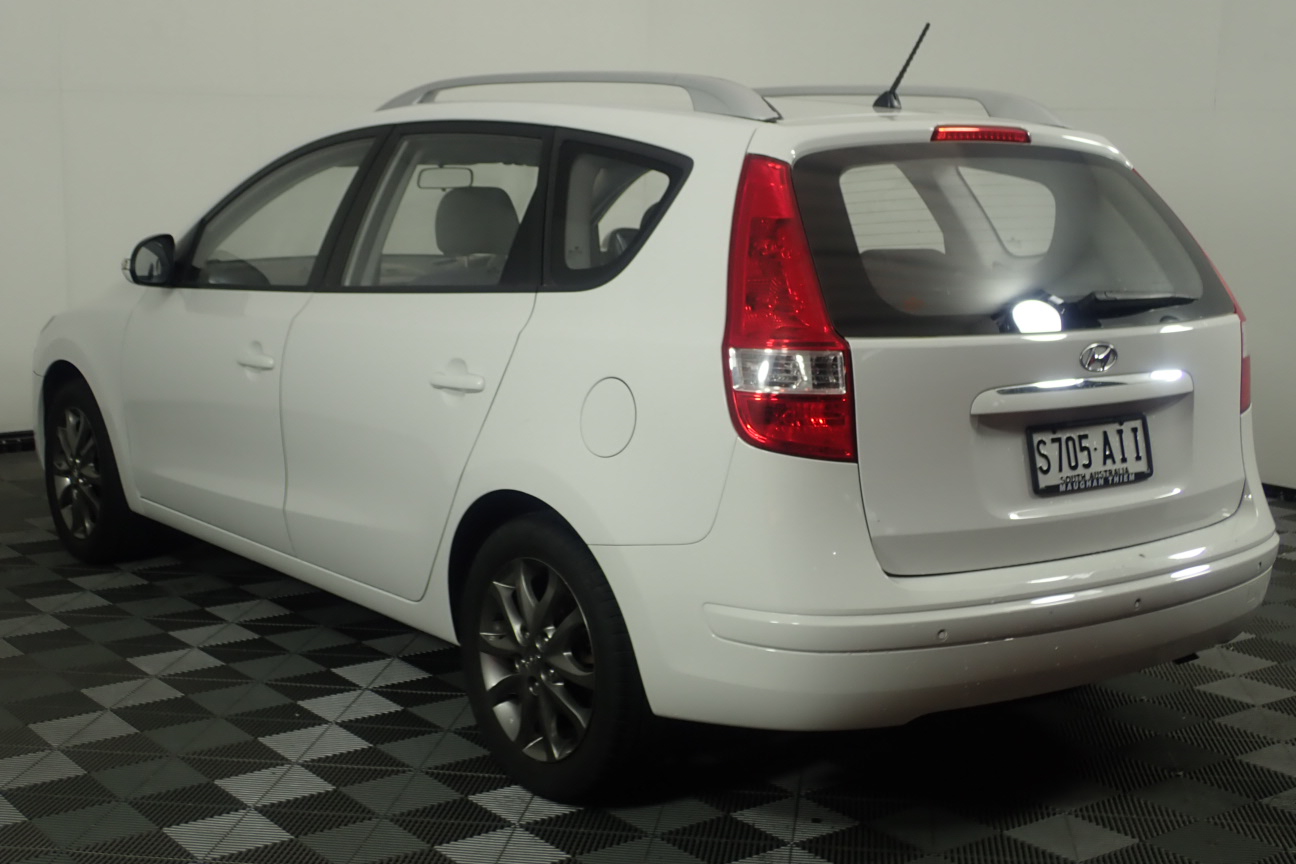 41.75 CT Spectacular Natural Labradorite