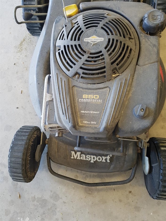 Jules Roy Pinot Noir 2024 (6x 750mL), France.