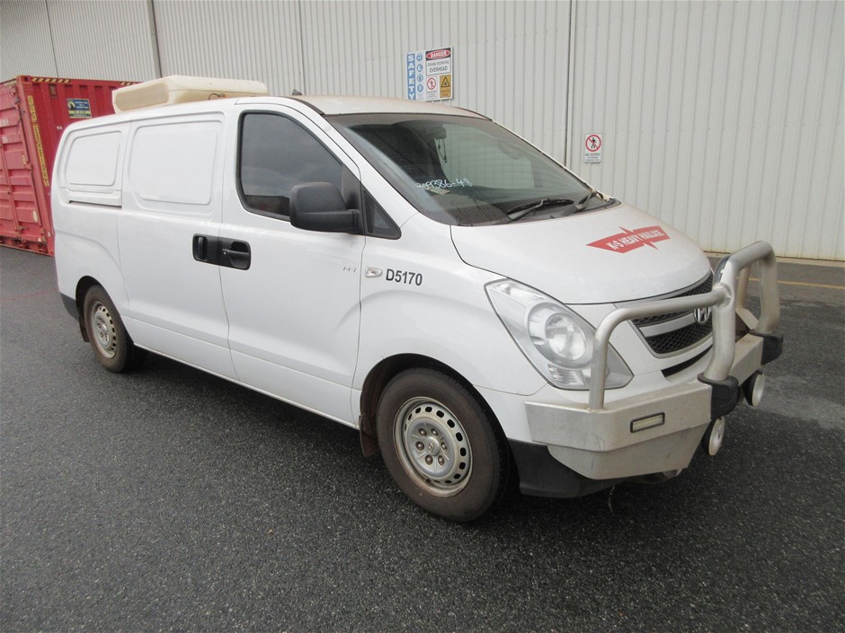 NINJA CREAMi Deluxe 11-In-1 Ice Cream Maker & Frozen Dessert Maker with 3 T