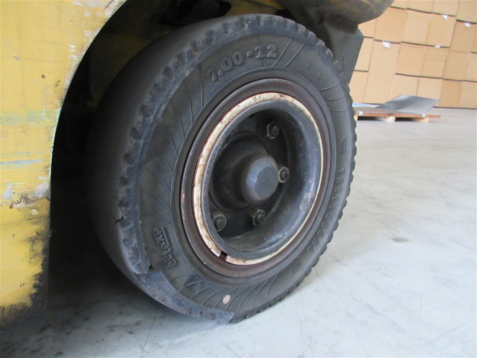 2 x MidWest Homes for Pets Double Bolster Crate Beds (18-Inch) – Pink & Blu