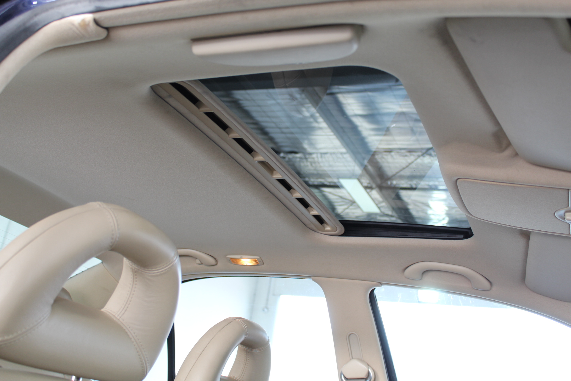 CASUAL LIVING Lap Desk w/ Removable Knit Cover.