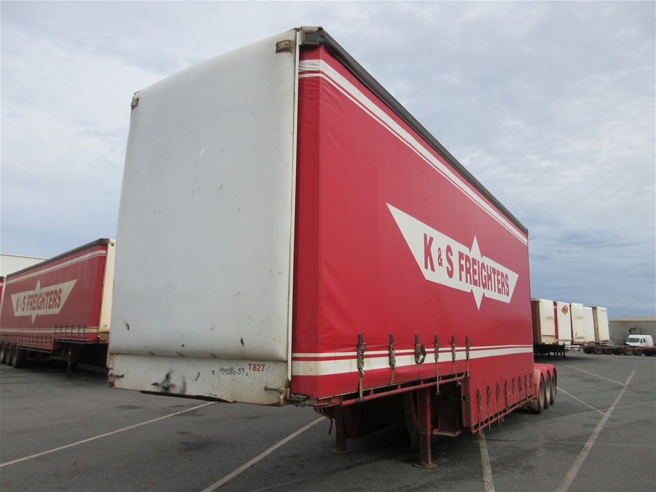 Set of 2 Chain andPads Assembly toSuitCaterpillar D6R/T Bulldozer(Unused)