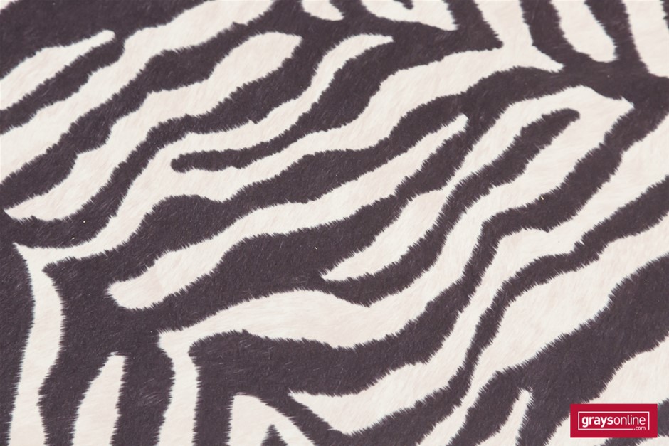 Square Blue Stone Wedding Ring Size 10