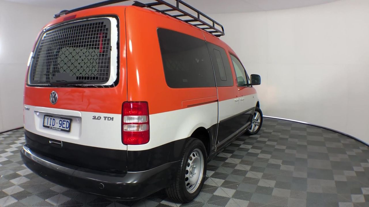 18k Yellow Triple Gold Plated Simulated Diamond Round Ring Size 9