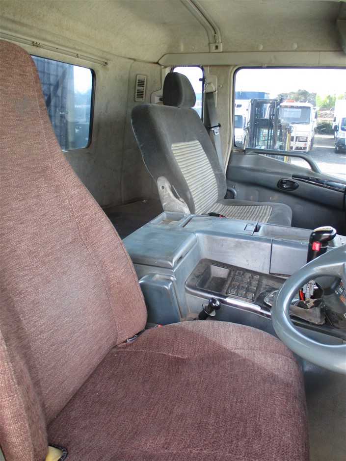 Jules Roy Chardonnay 2023 (6x 750mL), France.