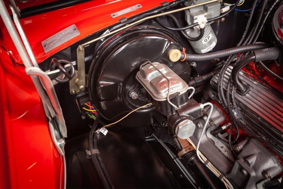 Jules Roy Pinot Noir 2024 (6x 750mL), France.