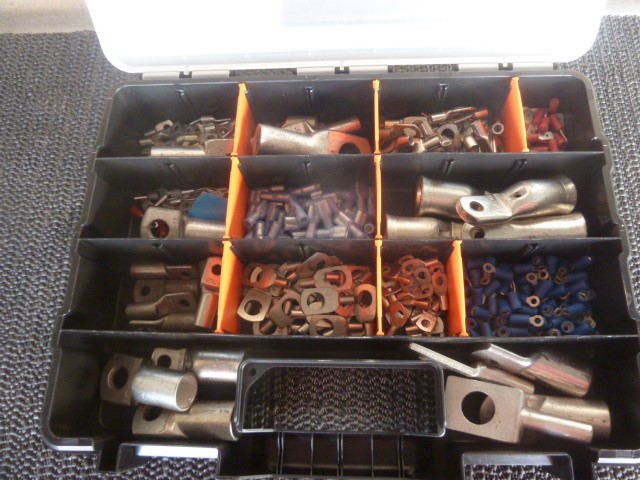 EASY MIX 8 Teeth Claw Short Handle Garden Rake.